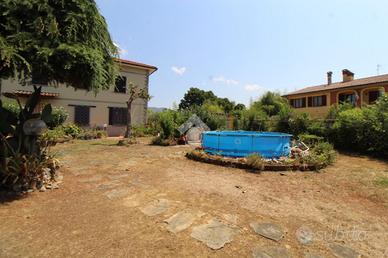 PORZIONE DI BIFAMILIARE A LARCIANO