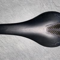 Sella Lightweight 130 g carbon