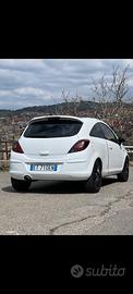 OPEL CORSA 1.2  B -COLOR GPL