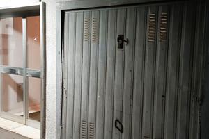 Box garage 18 mq a Taranto nel quartiere Salinella