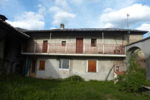 Rustico DEMONTE (Cn) centro urbano - investimento