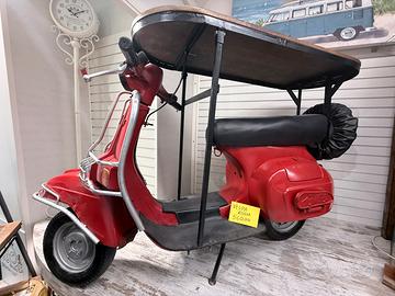 Nuova vespa per uso bancone bar per sgabelli