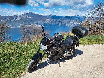 Aprilia Shiver 750