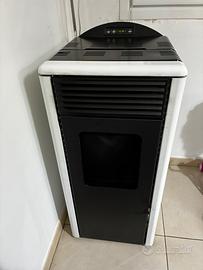 Stufa a Pellet Elledi Fusion 8.2 ~ 8kw di potenza