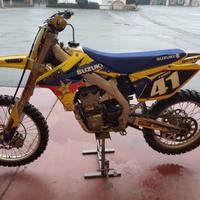 Suzuki Valenti RM-Z 450