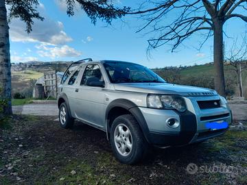 Land Rover Freelander TD4 – 4x4 - BMW
