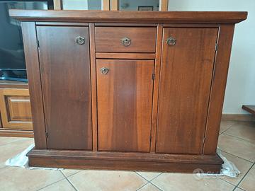 Credenza