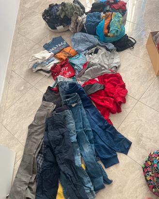 Abbigliamento bambino 7/8 anni