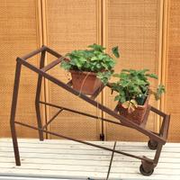 Carrelli ferro espositori piante frutta