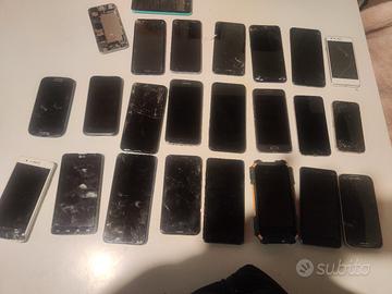 50 CELLULARI COME PEZZI DI RICAMBIO 