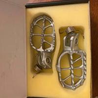 Pedane moto marca Geco