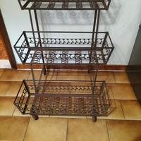 fioriera in ferro 3 ripiani con ruote