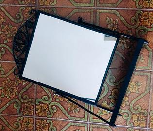 Piccolo specchio da consolle