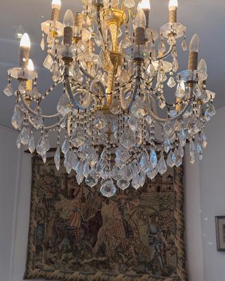 Lampadario in Cristallo di Pregio, classico elegan