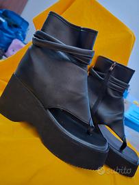 SANDALI INFRADITO MODELLO STIVALETTO N 40 NUOVO