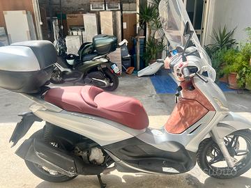 Beverly 350 sport touring