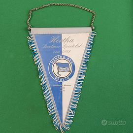 Gagliardetto Hertha Berlino da collezione