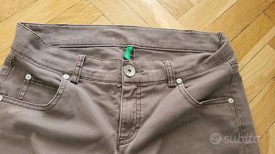 Pantaloni beige Benetton