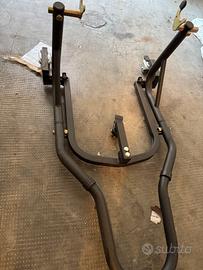 Cavalletto posteriore universale