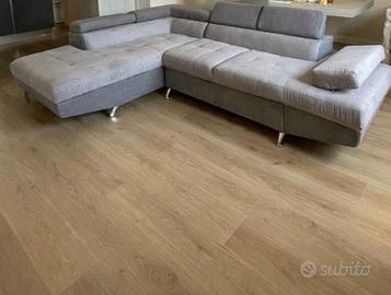 Divano con chaise long angolare