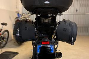 tris piaste + valige per yamaha mt 09