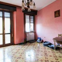 CASA SEMINDIPENDENTE A SABBIO CHIESE