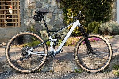 MTB Cube Stereo 150R taglia L come nuova