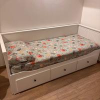 Letto/divano letto estraibile