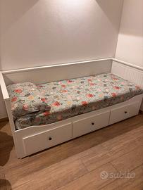 Letto/divano letto estraibile