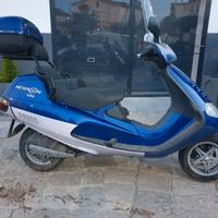 Piaggio Hexagon 125