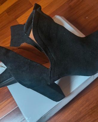 stivaletti   donna elegante 