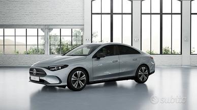 Mercedes-Benz CLA Nuova 200 4MATIC