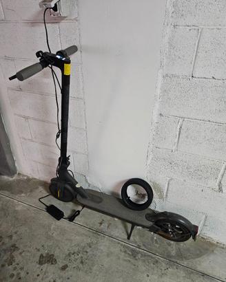 Monopattino elettrico Xiaomi 1S