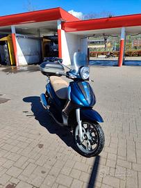 SCOOTER PIAGGIO BEVERLY 300 ie