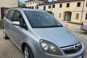 Opel Zafira 7 Posti - Anno 2005 - Grigia + barre (