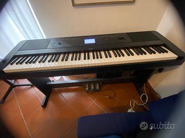Tastiera Yamaha  DGX-660