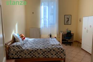 Centro città,camera 25mq. uso singola "DONNE"