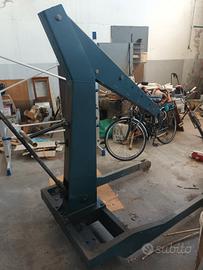 gru' idraulica su ruote