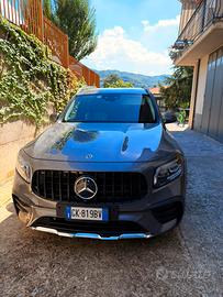 Mercedes GLB 200