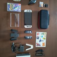 🎮 Nintendo Switch OLED + Accessori + Pokemon
