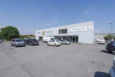 Immobile di 120 m² con 4 locali a Bonate Sopra