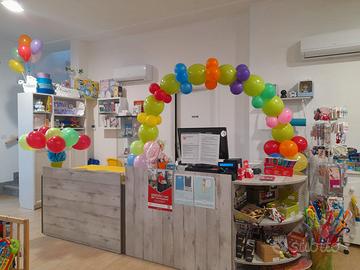 arredo negozio banco cassa espositivo completo