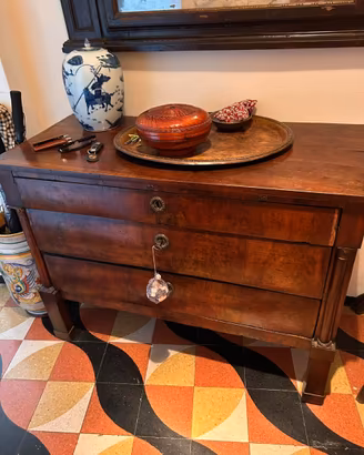MOBIILI ANTIQUARIATO