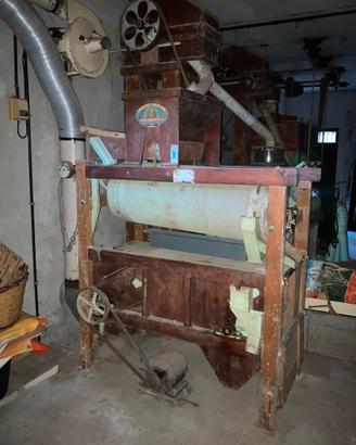 Antico Mulino per Macinare Farine e Cereal