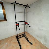 Attrezzo trazioni multifunzione palestra