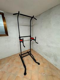 Attrezzo trazioni multifunzione palestra