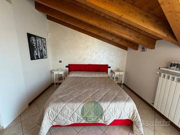 Letto matrimoniale con materasso in Memory