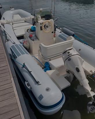 Jokerboat 4.70 evinrude 40/60 permuta motore 200c