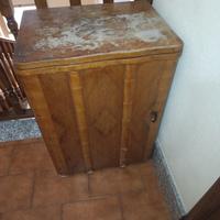 macchina da cucire vecchio stile 