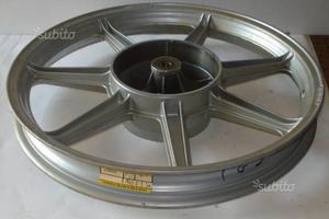 TG3-T4 200 GILERA ruota posteriore rif 310543
